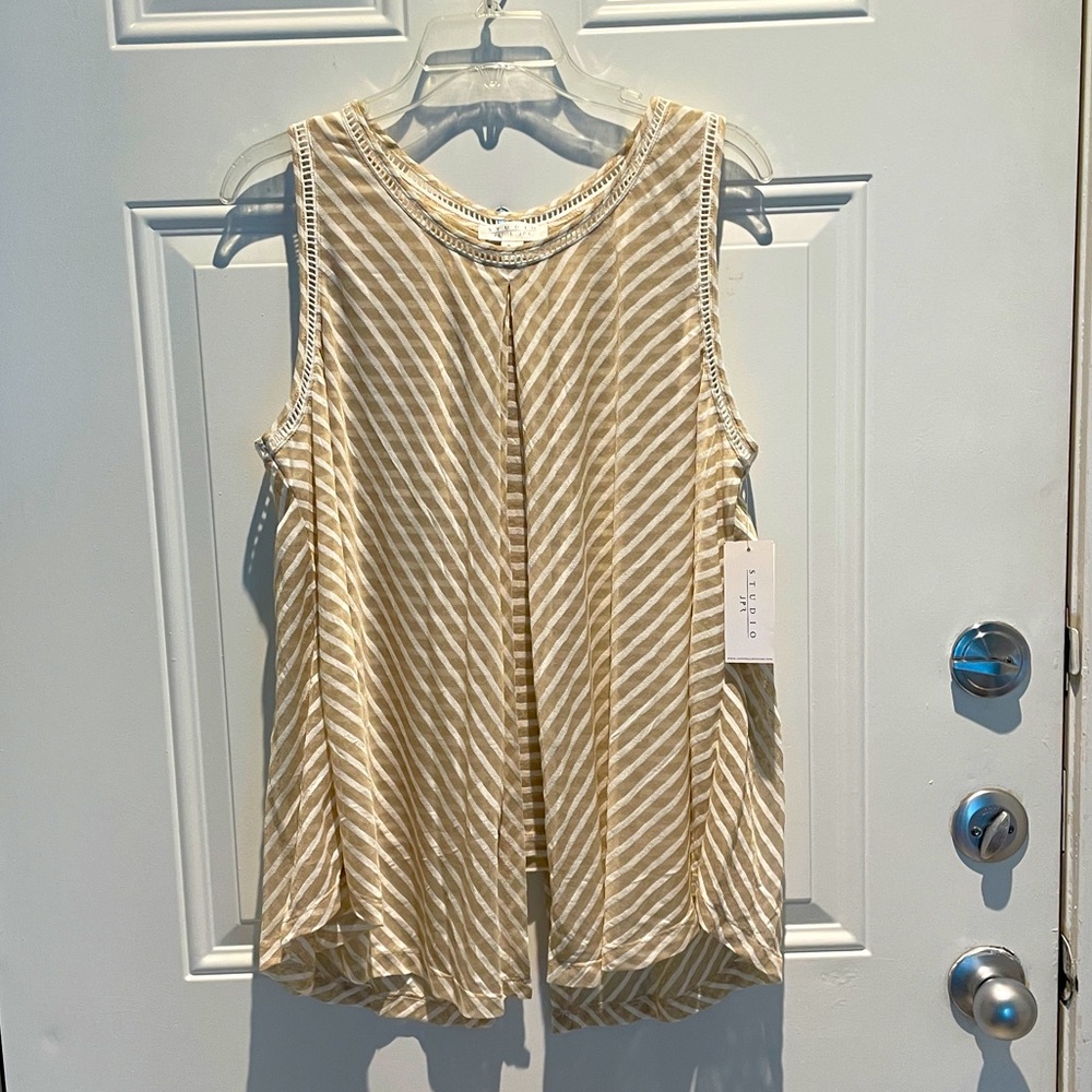 Studio JPR Chevron Striped Tan White Layered Flowy Sleeveless Top Petite XL